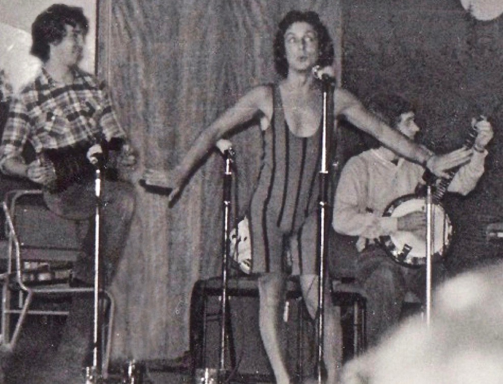 Photograph of Derek Simpson (centre) performing with Rob Neal (left) and Ed Caines in Tickler's Jam, 1970s. Reproduced with permission of Derek Simpson.
